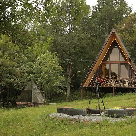 Glamping Wolf Mount Villa Margahovit Dış mekan fotoğraf