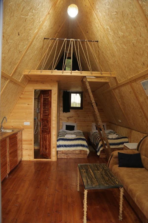 Glamping Wolf Mount Villa Margahovit Dış mekan fotoğraf