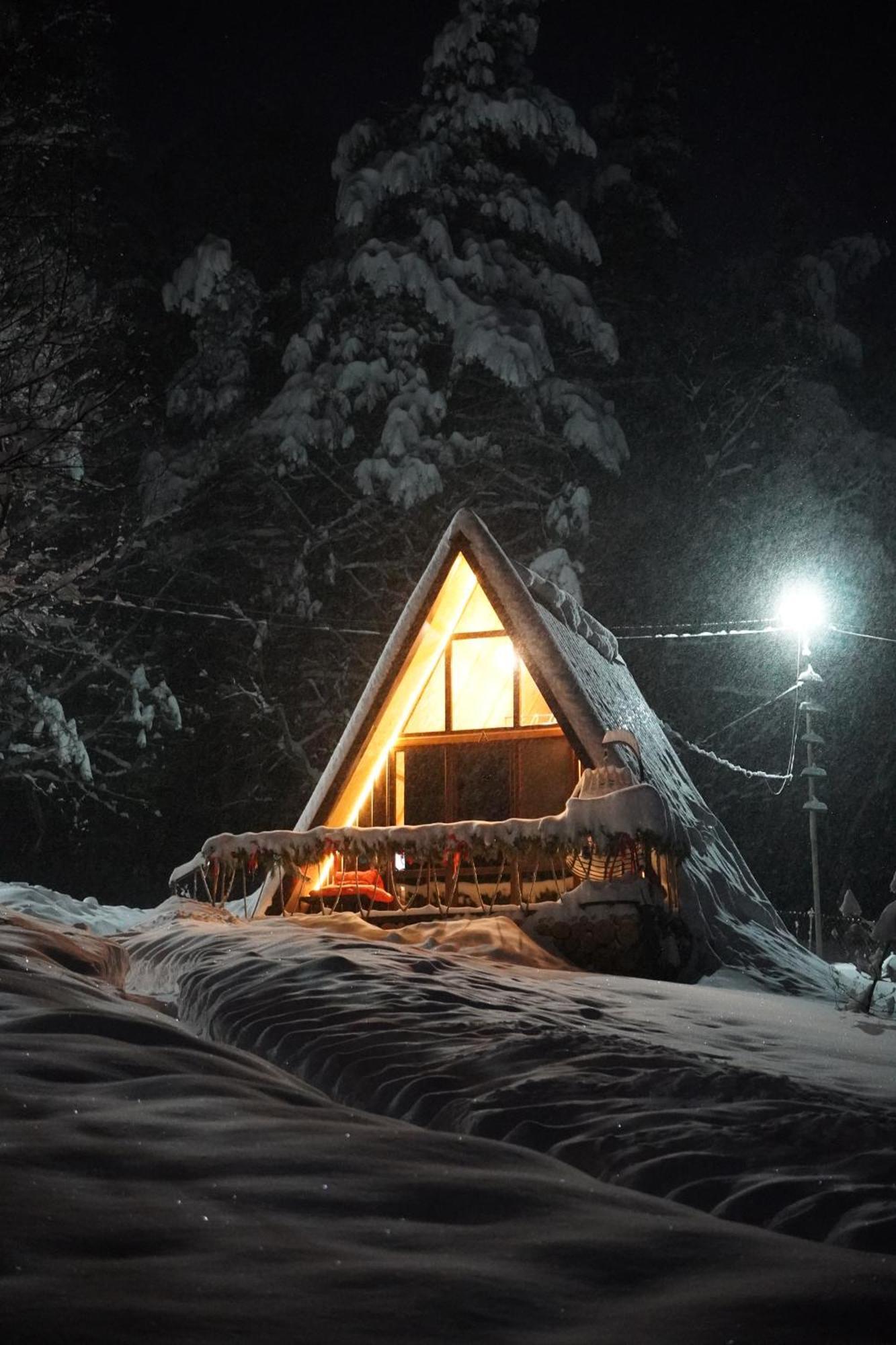 Glamping Wolf Mount Villa Margahovit Dış mekan fotoğraf